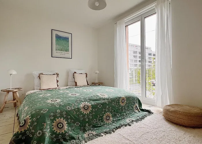 Charmantes Inmitten Zuerich-affoltern & Netflix! Apartment *