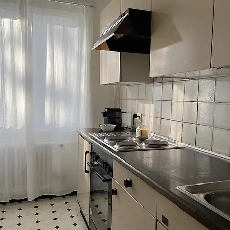 Charmantes Inmitten Zuerich-affoltern & Netflix! Appartement *